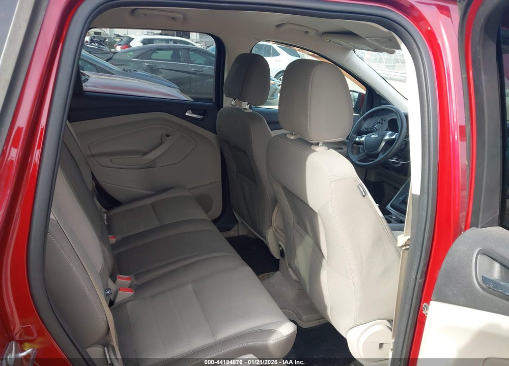 2015 FORD ESCAPE SE VIN: 1FMCU0GX8FUB68132