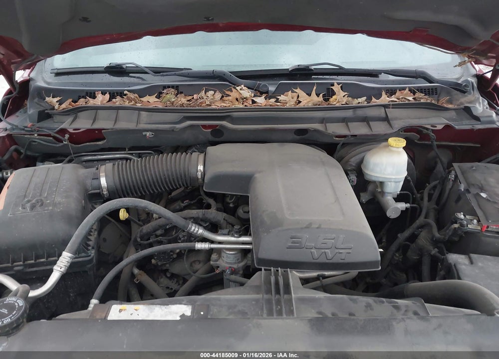 2013 RAM 1500 SLT VIN: 1C6RR7LGXDS602288