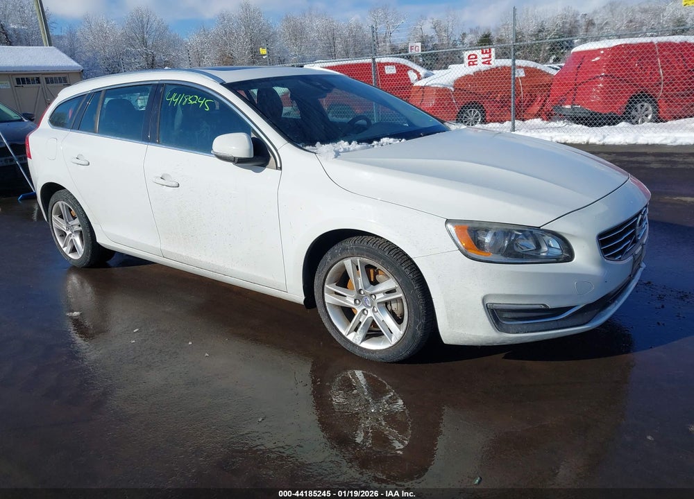 2015 VOLVO V60 T5 PREMIER PLUS VIN: YV1612SC8F1203337