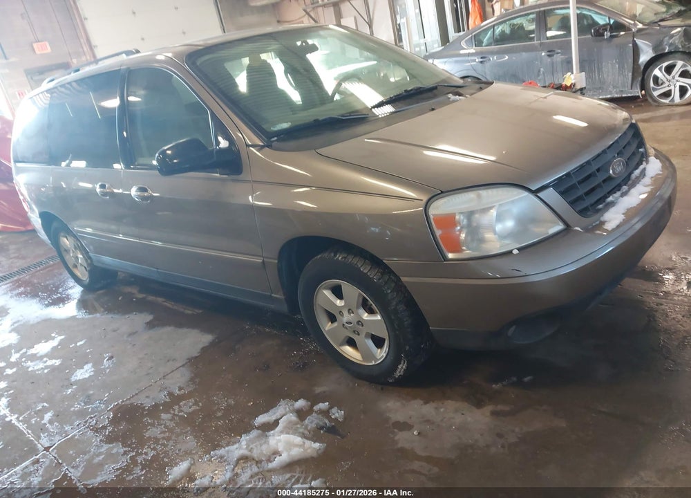 2005 FORD FREESTAR SES VIN: 2FMZA57685BA76160