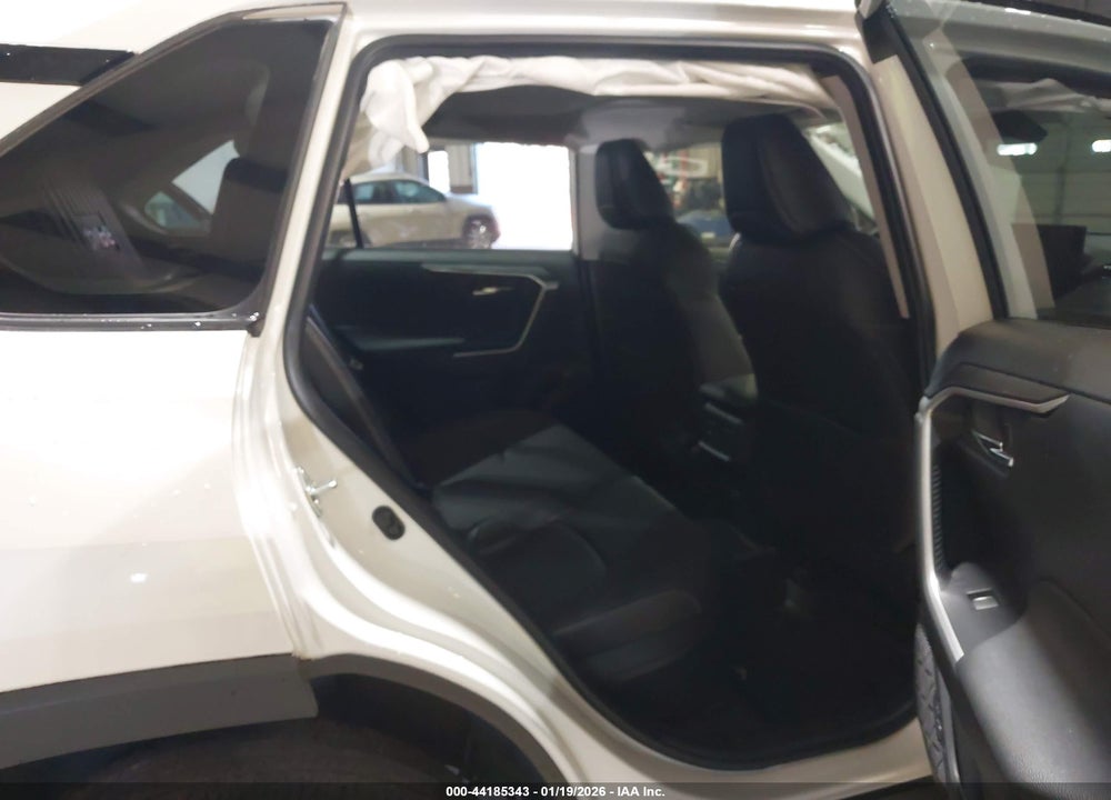 2022 TOYOTA RAV4 HYBRID XLE PREMIUM VIN: JTMB6RFV5NJ022866