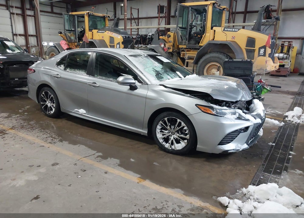 2018 TOYOTA CAMRY SE VIN: JTNB11HK6J3014353