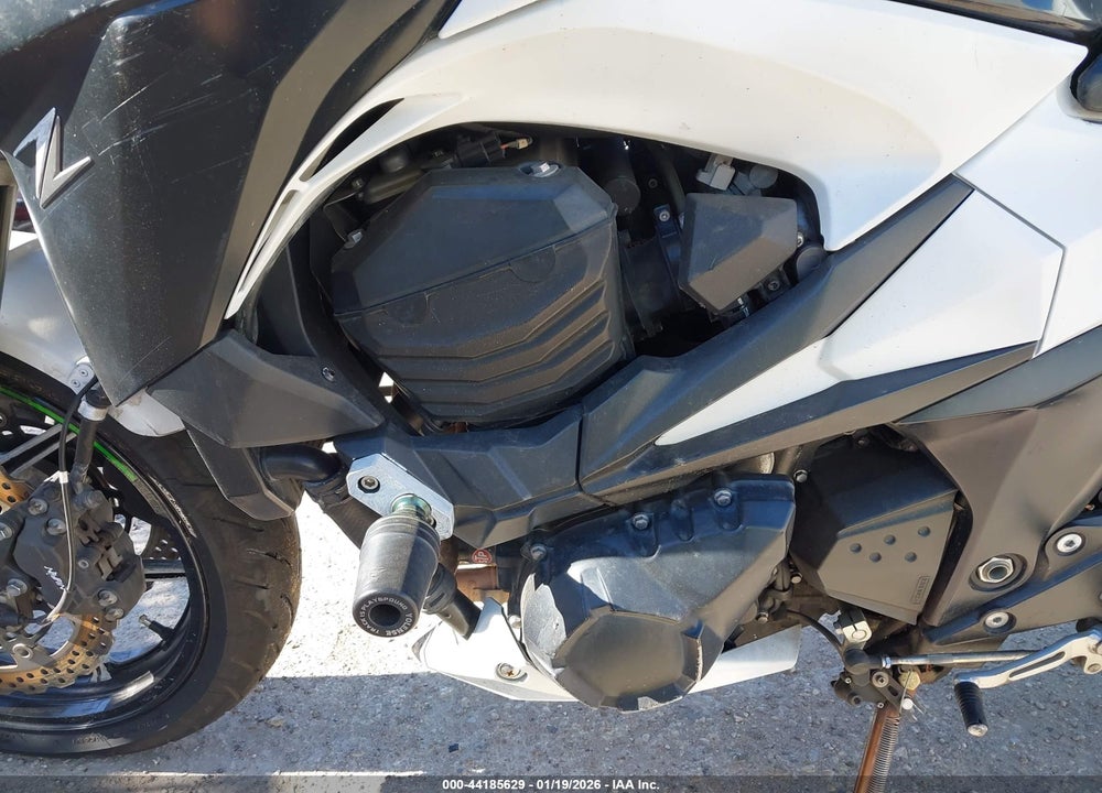2016 KAWASAKI ZR800 B VIN: JKBZRCB18GDA18214