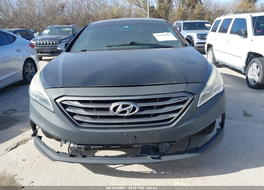 2015 HYUNDAI SONATA SPORT 2.0T VIN: 5NPE34AB2FH167637