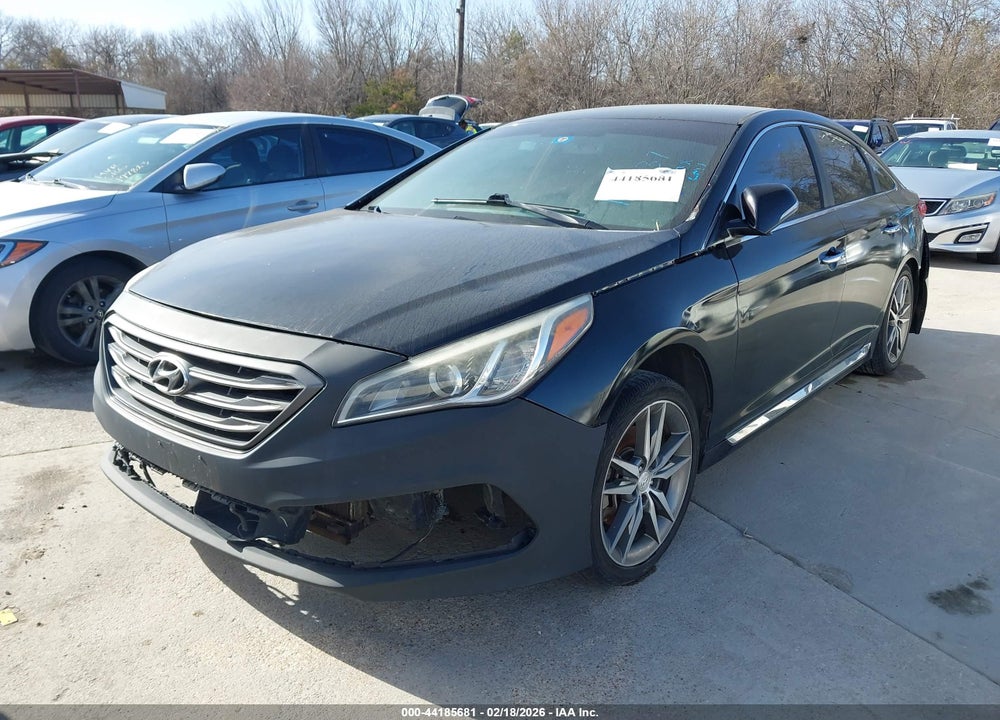 2015 HYUNDAI SONATA SPORT 2.0T VIN: 5NPE34AB2FH167637