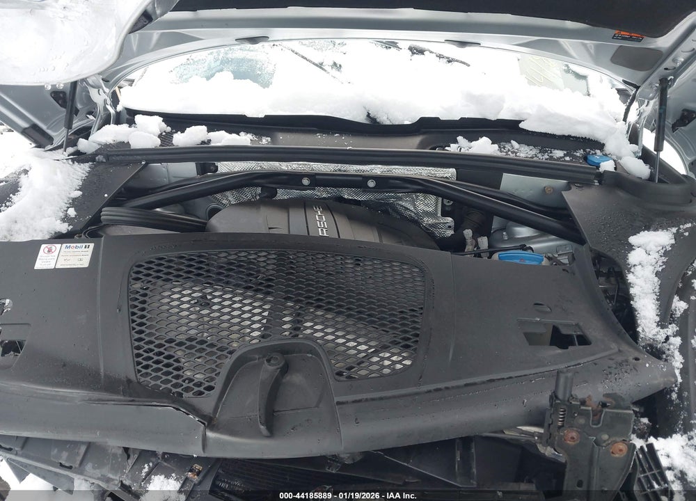 2017 PORSCHE MACAN VIN: WP1AA2A50HLB04049