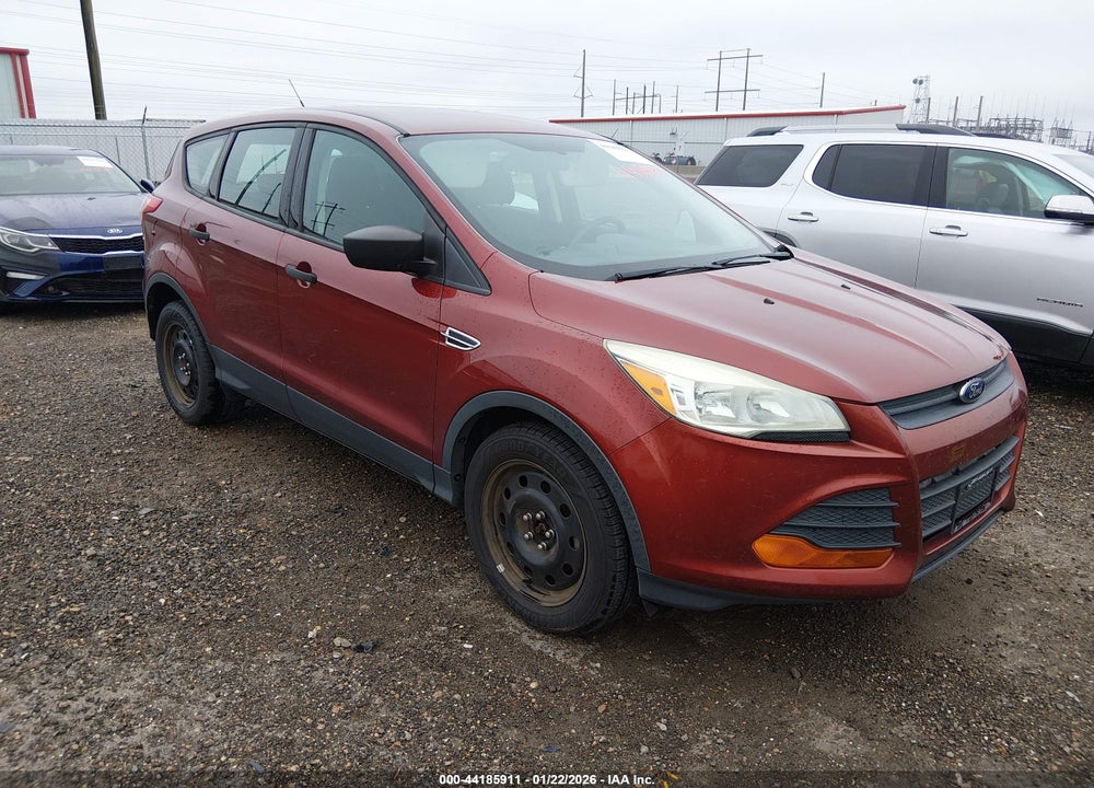 2016 FORD ESCAPE S VIN: 1FMCU0F79GUB96640