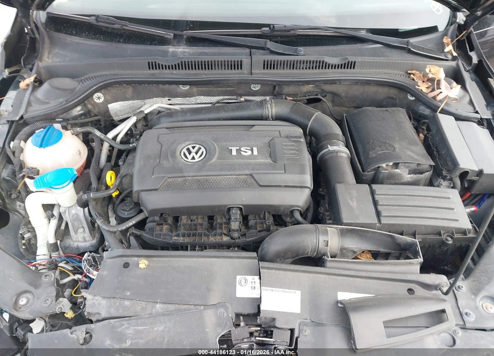 2014 VOLKSWAGEN JETTA 1.8T SE VIN: 3VWB07AJ3EM441308