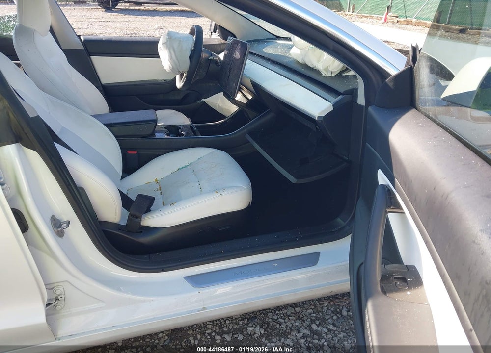 2020 TESLA MODEL 3 LONG RANGE DUAL MOTOR ALL-WHEEL DRIVE VIN: 5YJ3E1EB3LF639820