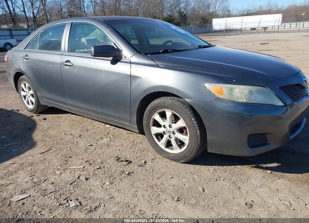 2011 TOYOTA CAMRY LE VIN: 4T1BF3EK4BU618366