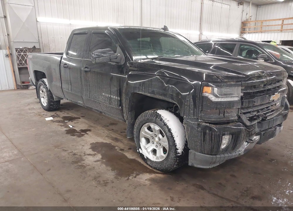 2017 CHEVROLET SILVERADO 1500 2LT VIN: 1GCVKREC5HZ197519
