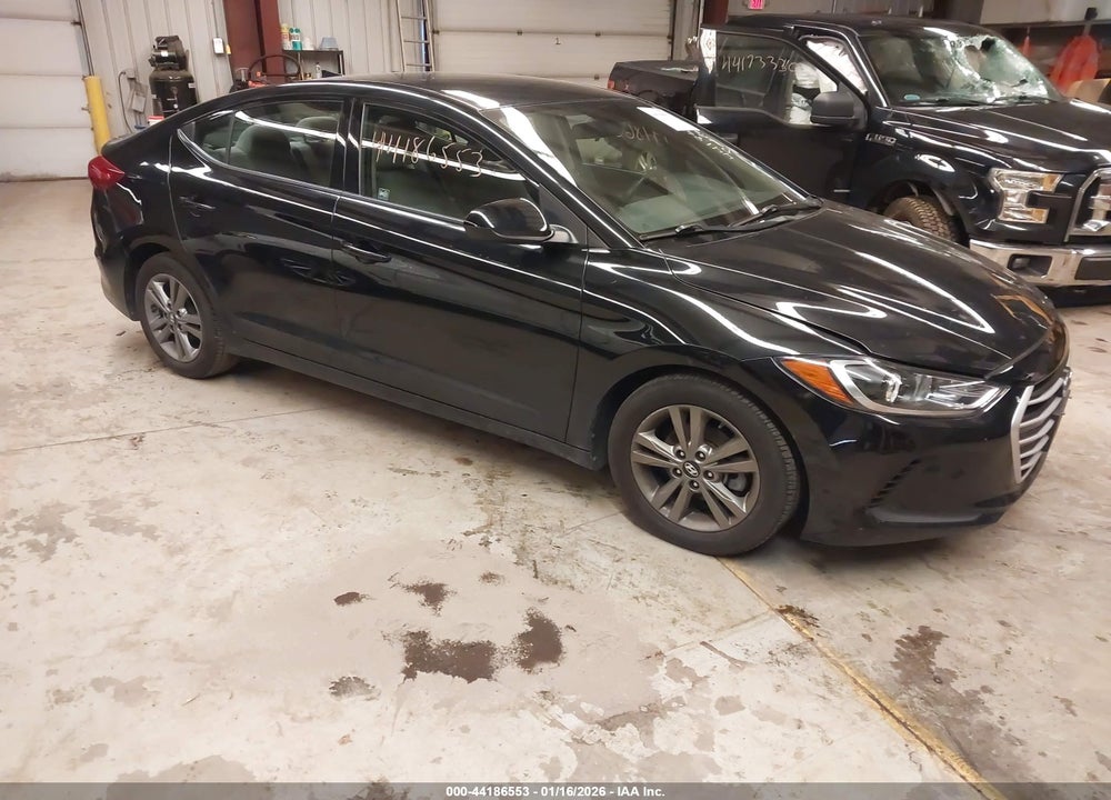 2017 HYUNDAI ELANTRA SE VIN: 5NPD84LF8HH012249