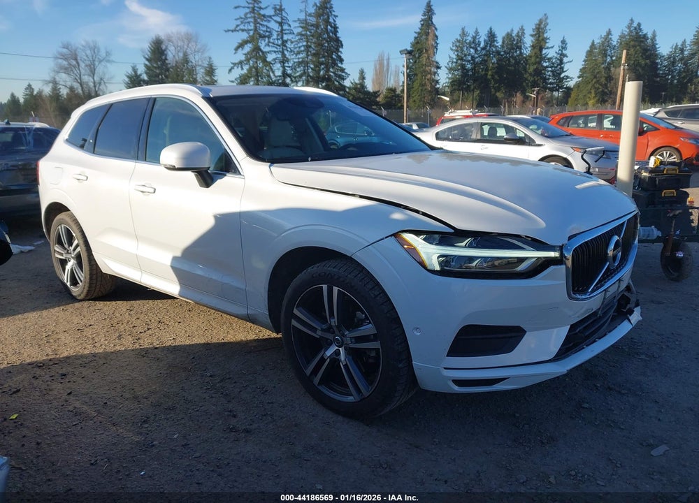 2019 VOLVO XC60 T6 MOMENTUM VIN: LYVA22RK1KB230781