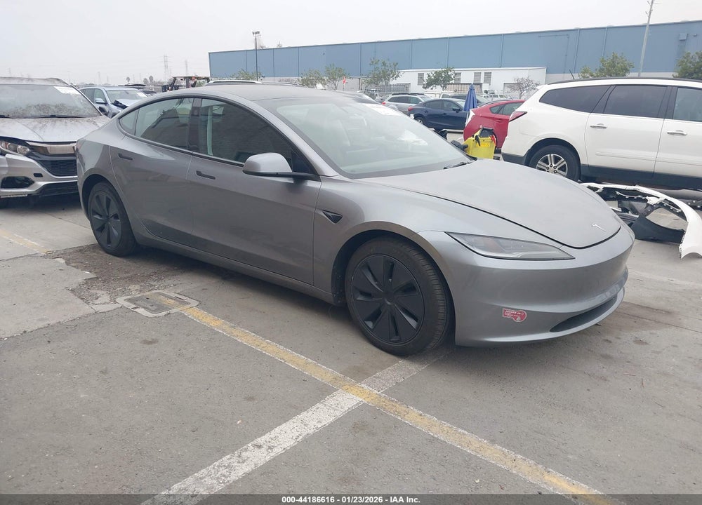 2024 TESLA MODEL 3 LONG RANGE DUAL MOTOR ALL-WHEEL DRIVE/REAR-WHEEL DRIVE VIN: 5YJ3E1EA3RF858681