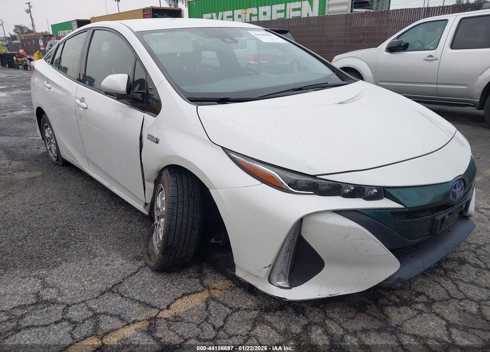2018 TOYOTA PRIUS PRIME PREMIUM VIN: JTDKARFP1J3101143