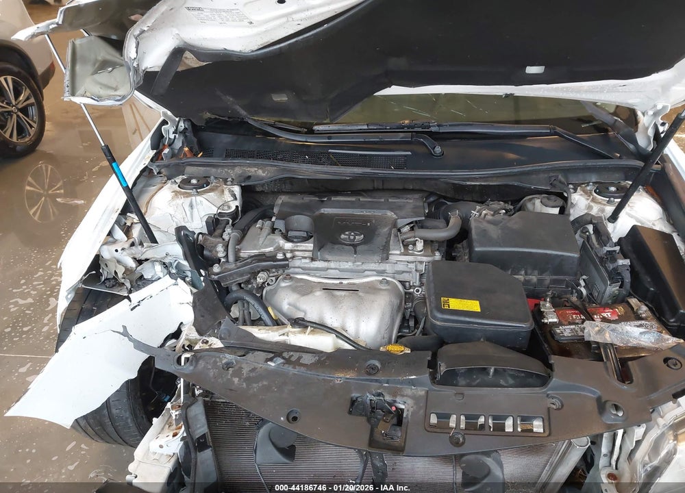 2014 TOYOTA CAMRY SE VIN: 4T1BF1FK4EU744346