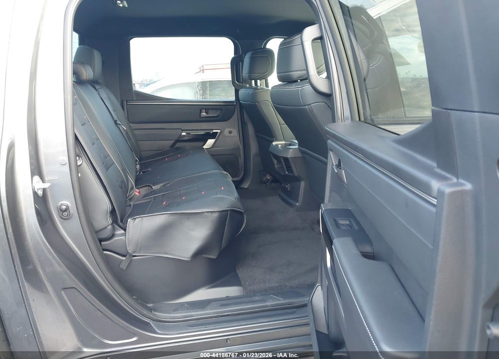 2026 TOYOTA TUNDRA LIMITED CREWMAX 5.5' BED VIN: 5TFWA5DB1TX364309