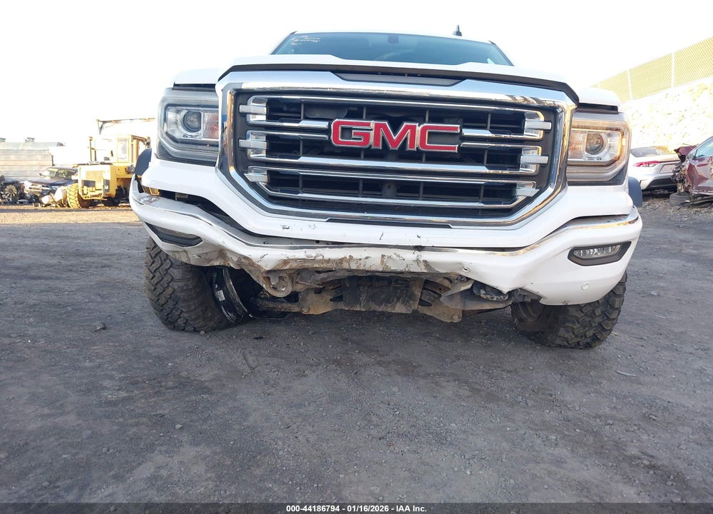2018 GMC SIERRA 1500 SLT VIN: 3GTU2NEC0JG181626