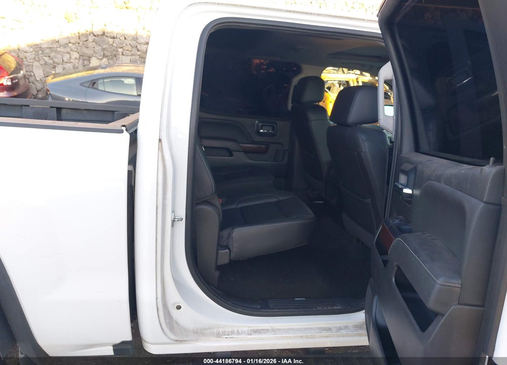 2018 GMC SIERRA 1500 SLT VIN: 3GTU2NEC0JG181626