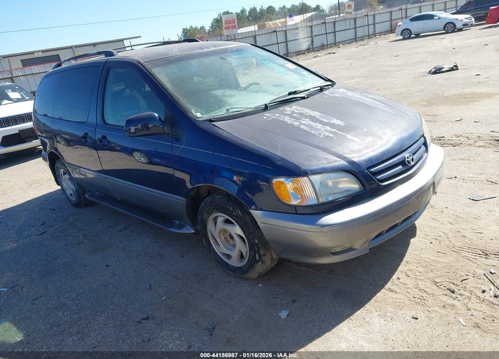 2002 TOYOTA SIENNA XLE VIN: 4T3ZF13C52U487776