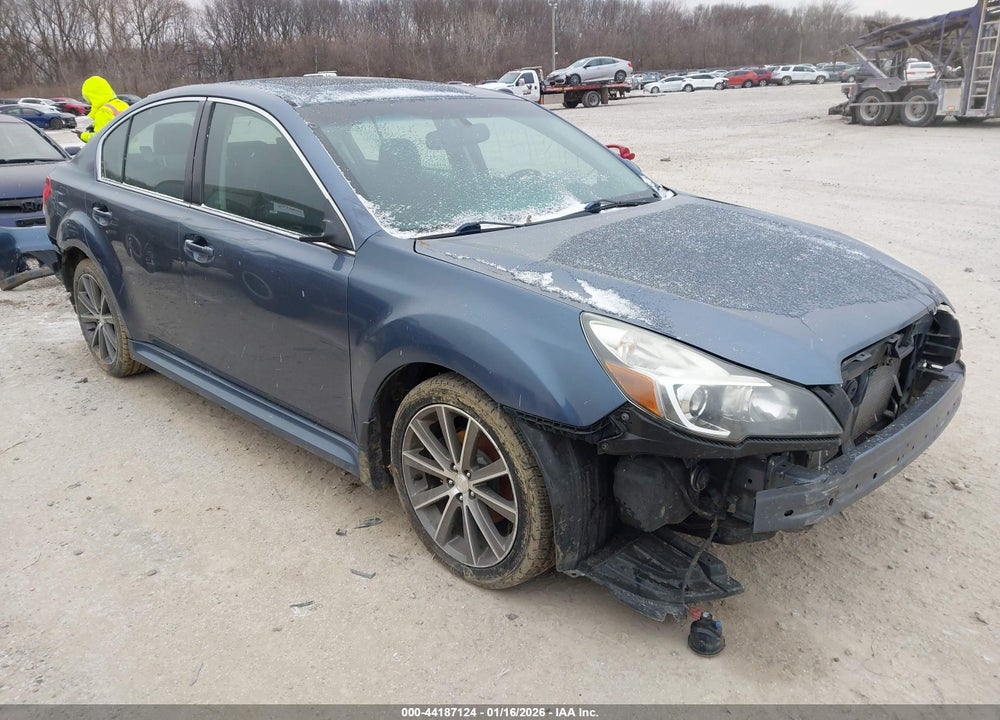 2014 SUBARU LEGACY 2.5 I SPORT VIN: 4S3BMCH6XE3031074
