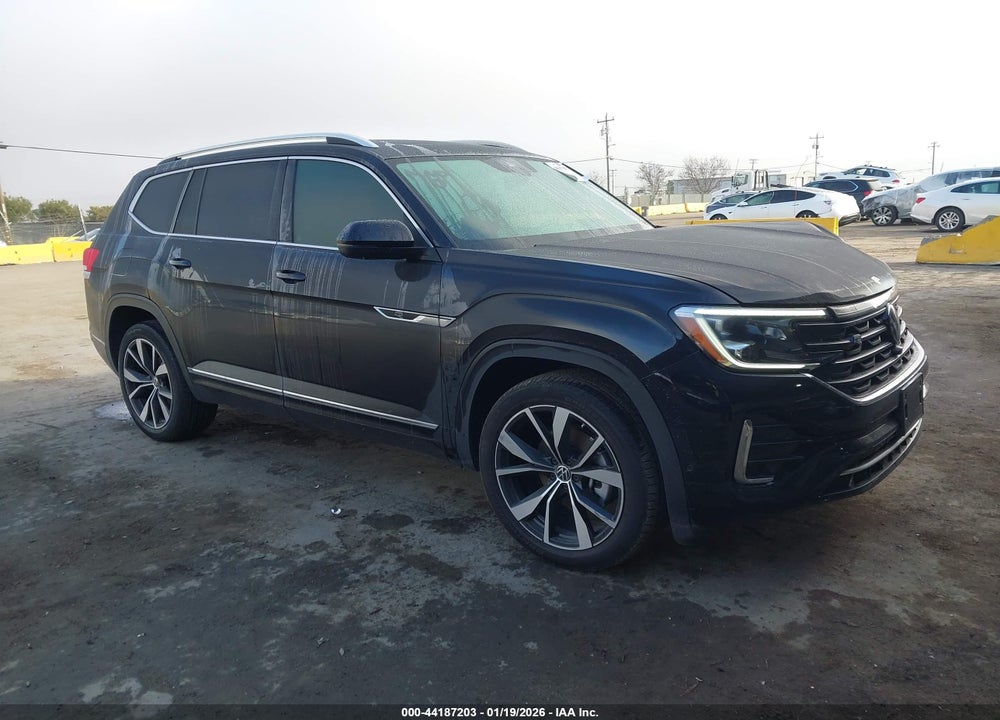 2024 VOLKSWAGEN ATLAS 2.0T SEL PREMIUM R-LINE VIN: 1V2FR2CA9RC601627