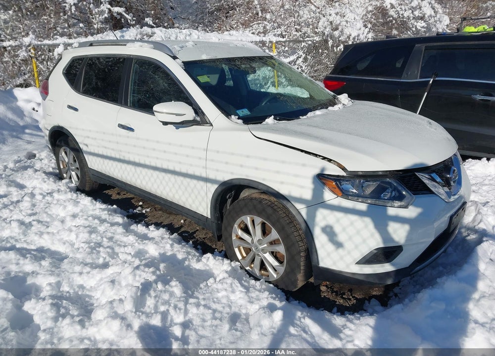 2015 NISSAN ROGUE SV VIN: KNMAT2MV0FP578547