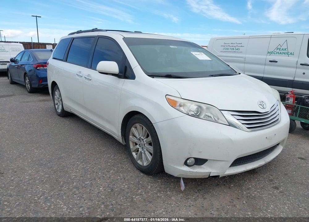 2011 TOYOTA SIENNA LIMITED VIN: 5TDDK3DC0BS006933