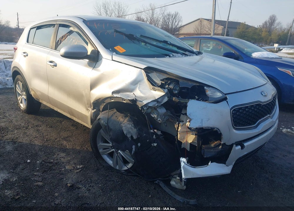 2018 KIA SPORTAGE LX VIN: KNDPM3AC9J7317328