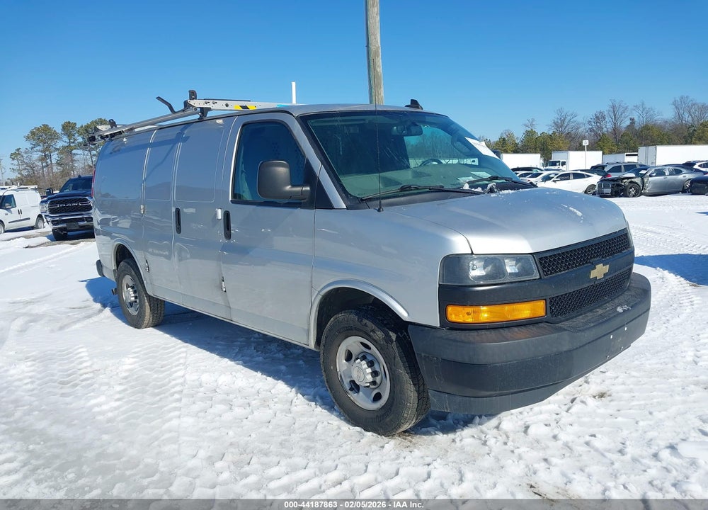 2020 CHEVROLET EXPRESS CARGO RWD 2500 REGULAR WHEELBASE WT VIN: 1GCWGAFPXL1164743