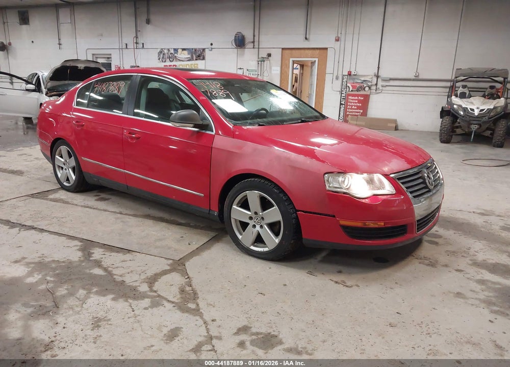 2008 VOLKSWAGEN PASSAT KOMFORT VIN: WVWAK73C38P049242