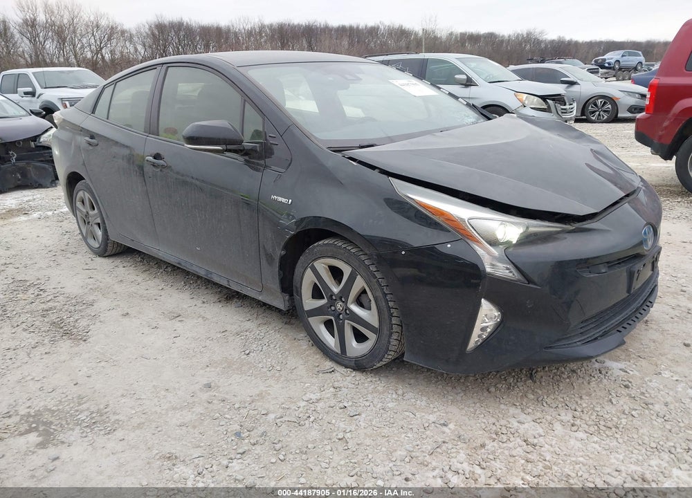 2018 TOYOTA PRIUS THREE TOURING VIN: JTDKARFU5J3545616