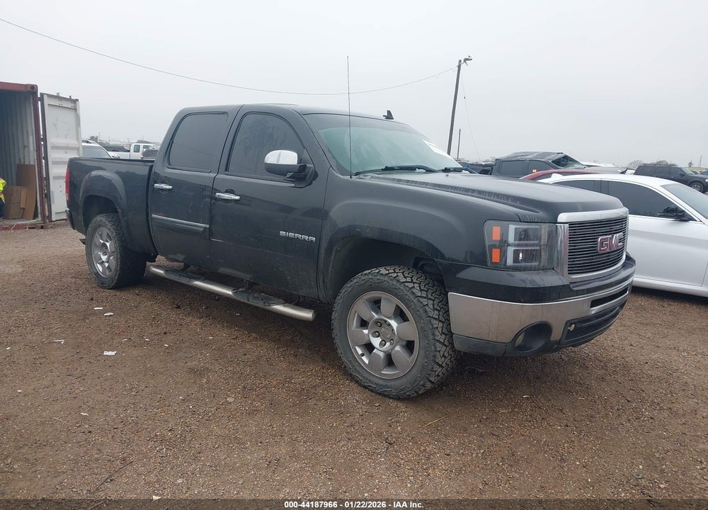 2011 GMC SIERRA 1500 SLE VIN: 3GTP1VE02BG320081
