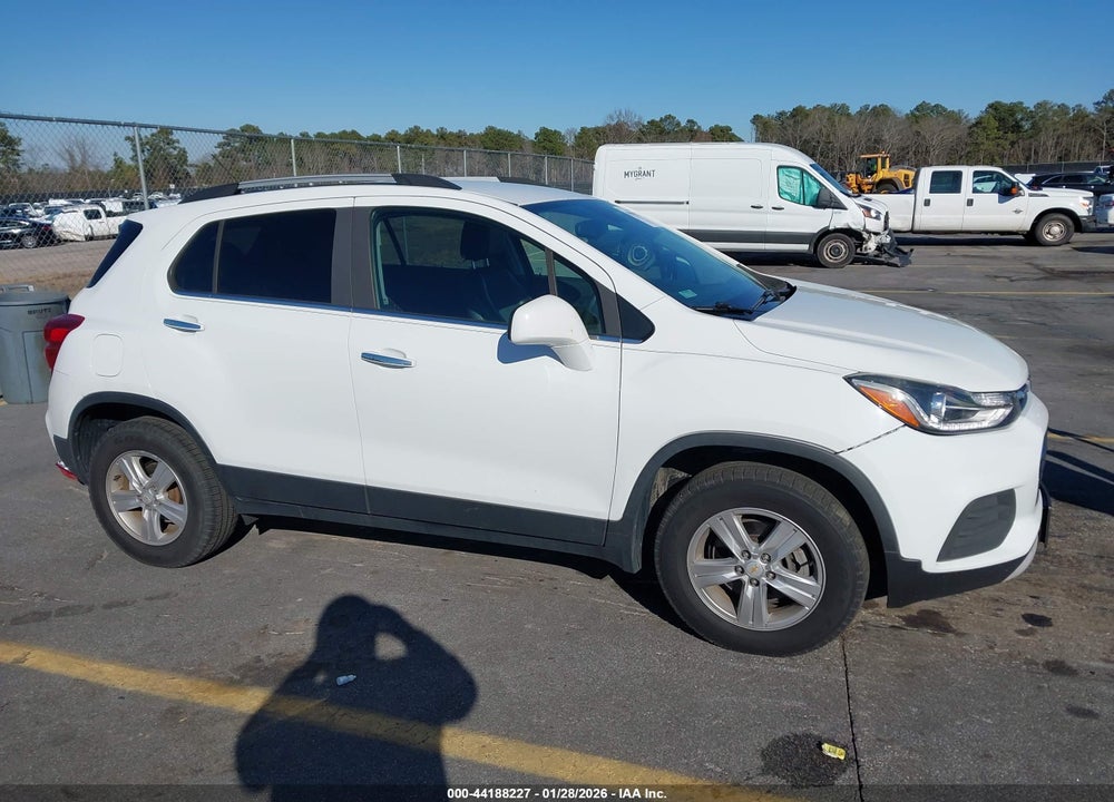 2018 CHEVROLET TRAX LT VIN: KL7CJPSB5JB610965