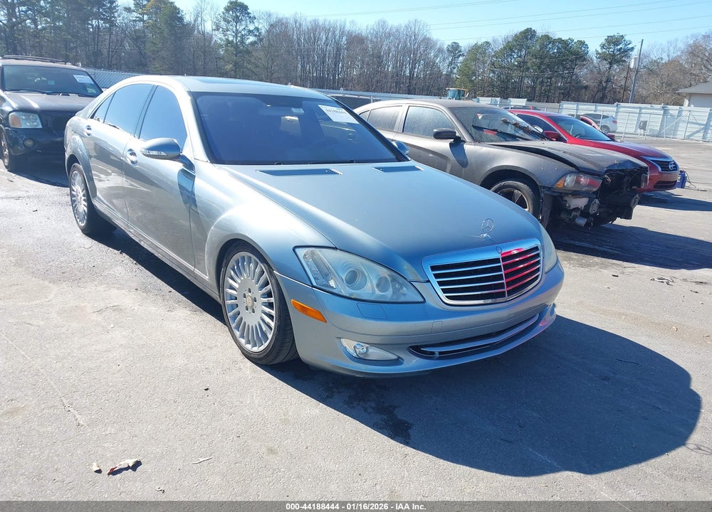 2007 MERCEDES-BENZ S 550 VIN: WDDNG71X17A079677
