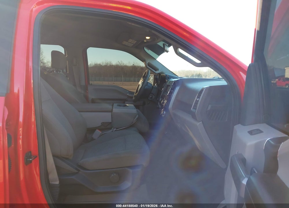 2018 FORD F-150 XLT VIN: 1FTFW1E58JFA49111