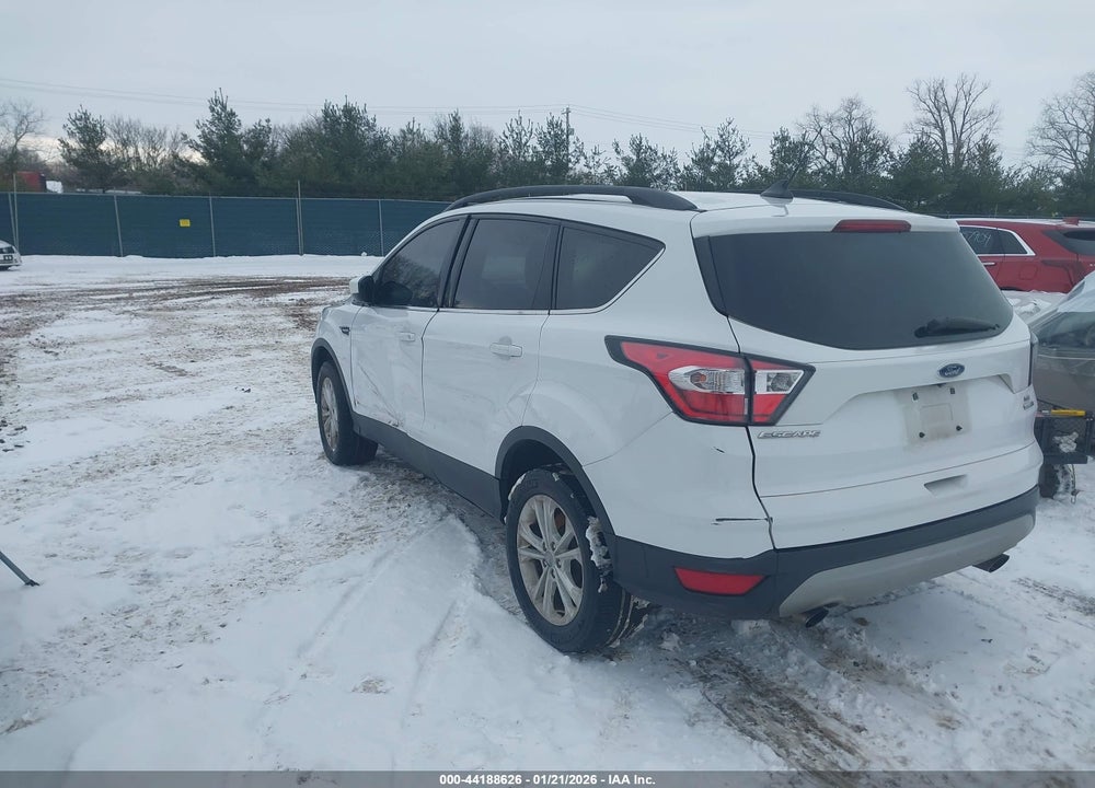 2018 FORD ESCAPE SE VIN: 1FMCU9GDXJUD41782