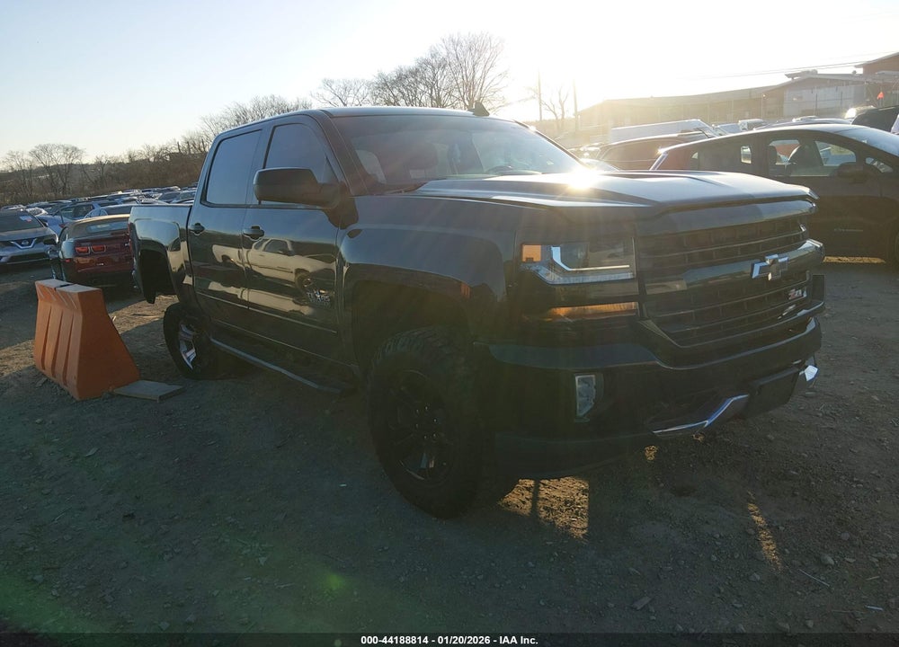 2018 CHEVROLET SILVERADO 1500 2LT VIN: 3GCUKREC7JG535911