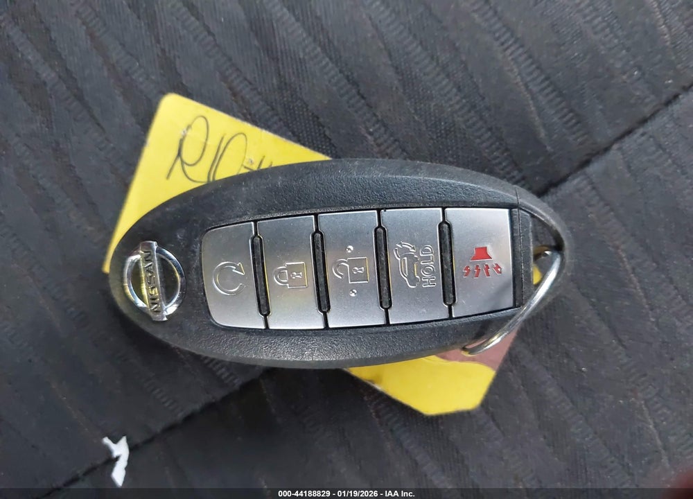 2020 NISSAN ROGUE SV FWD VIN: 5N1AT2MT9LC717832