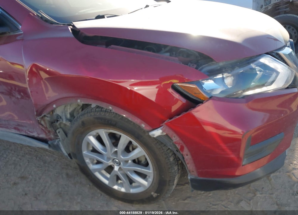 2020 NISSAN ROGUE SV FWD VIN: 5N1AT2MT9LC717832