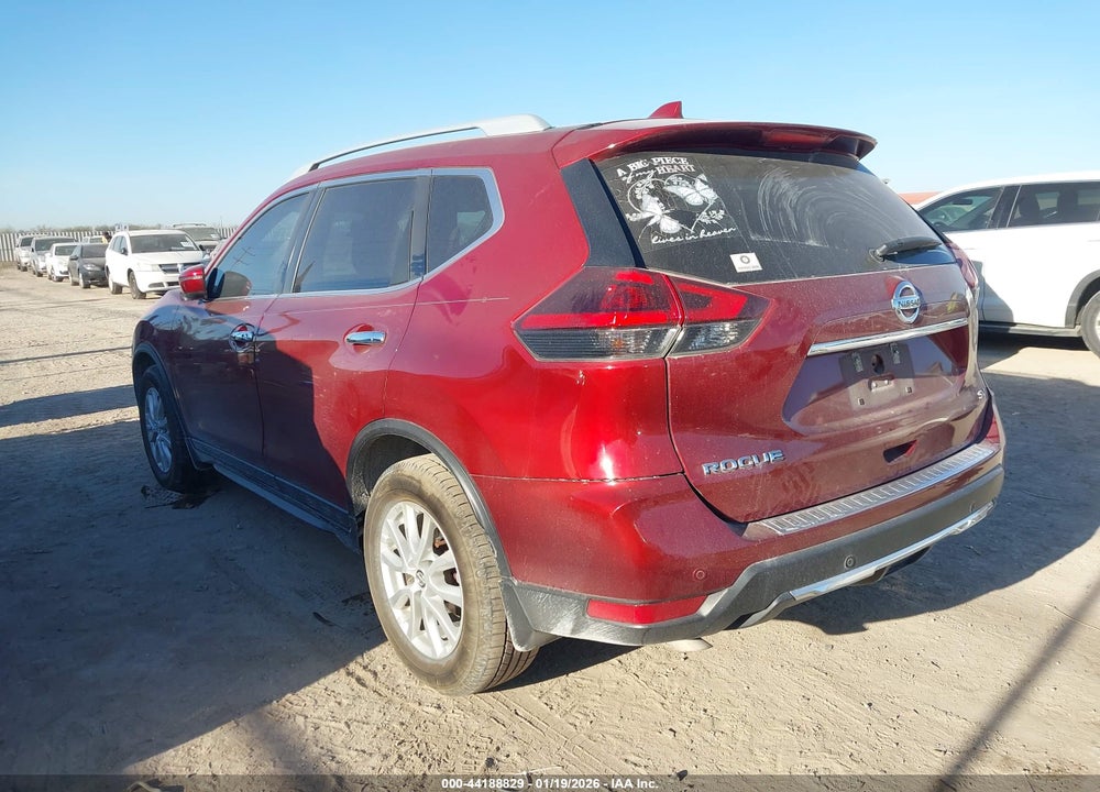2020 NISSAN ROGUE SV FWD VIN: 5N1AT2MT9LC717832