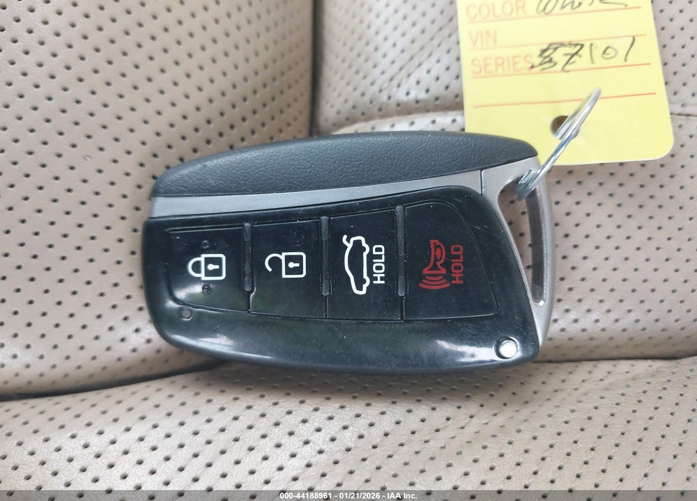 2016 HYUNDAI GENESIS 3.8 VIN: KMHGN4JE2GU121094