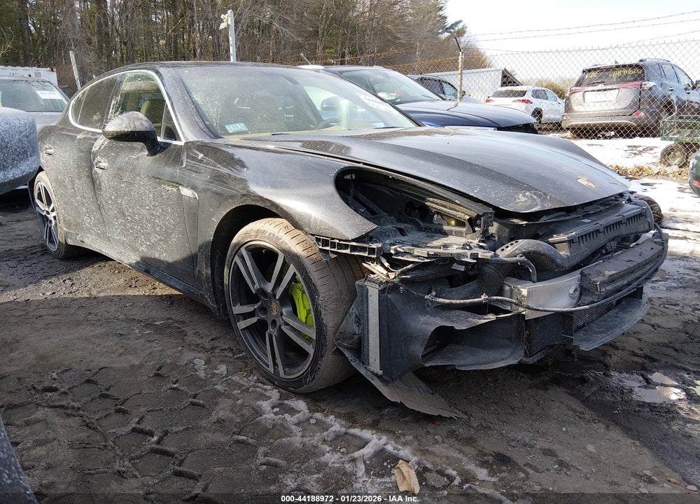 2014 PORSCHE PANAMERA VIN: WP0AD2A77EL044504