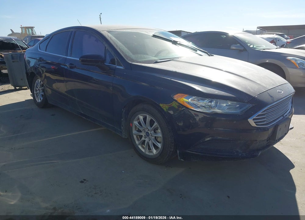 2018 FORD FUSION S VIN: 3FA6P0G76JR284895