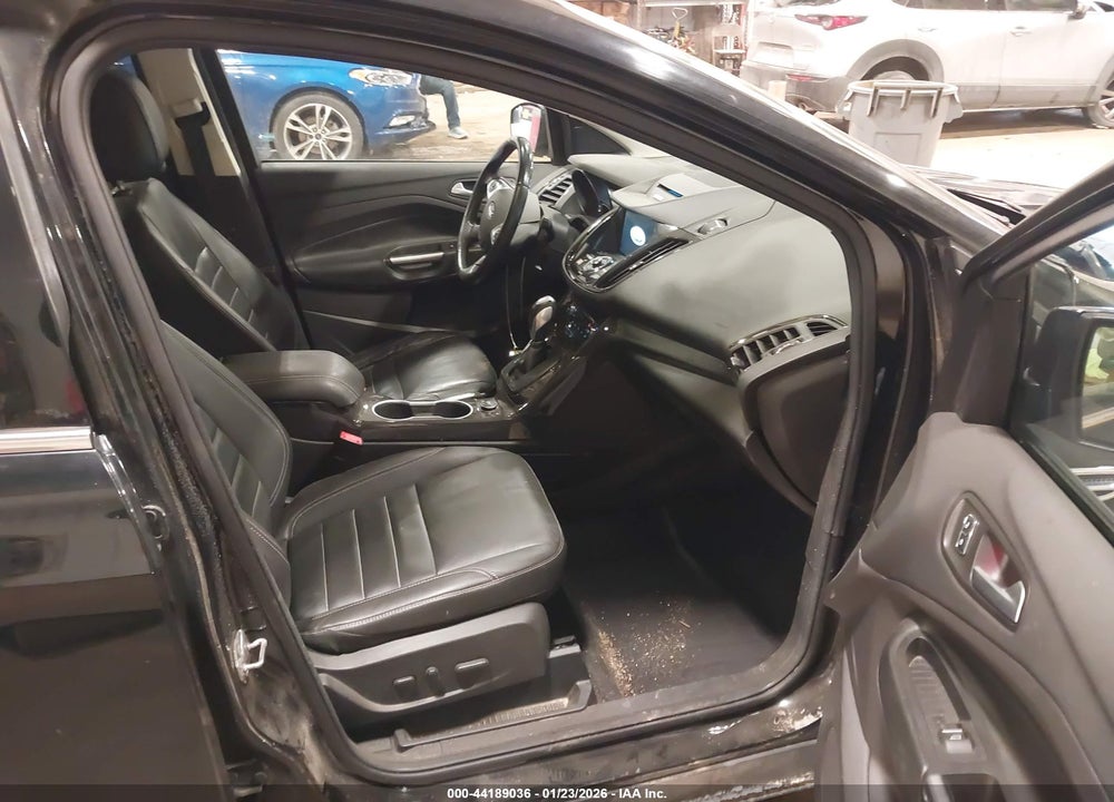 2016 FORD ESCAPE TITANIUM VIN: 1FMCU9J94GUB33880