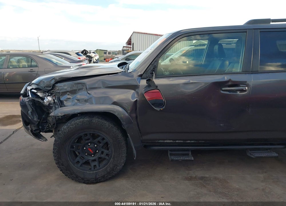 2019 TOYOTA 4RUNNER TRD OFF ROAD PREMIUM VIN: JTEBU5JRXK5725131
