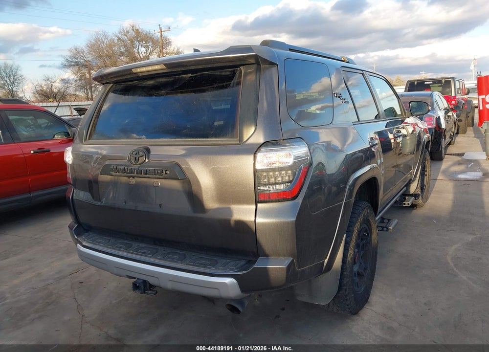 2019 TOYOTA 4RUNNER TRD OFF ROAD PREMIUM VIN: JTEBU5JRXK5725131
