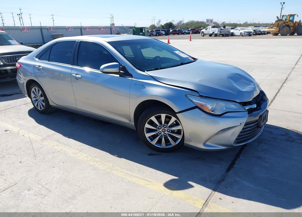 2015 TOYOTA CAMRY HYBRID XLE VIN: 4T1BD1FK3FU171902