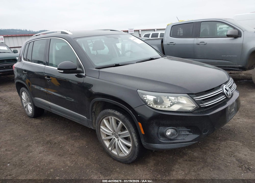 2016 VOLKSWAGEN TIGUAN SE VIN: WVGBV7AX5GW555298
