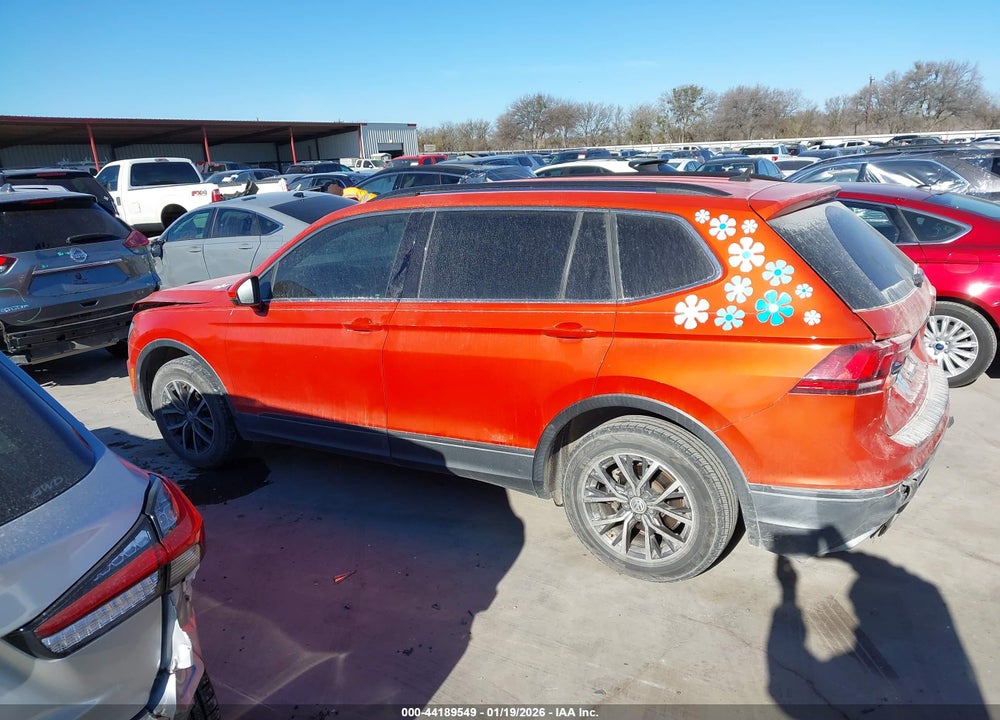 2019 VOLKSWAGEN TIGUAN 2.0T SE/2.0T SEL/2.0T SEL R-LINE/2.0T SEL R-LINE BLACK VIN: 3VV3B7AX0KM131104